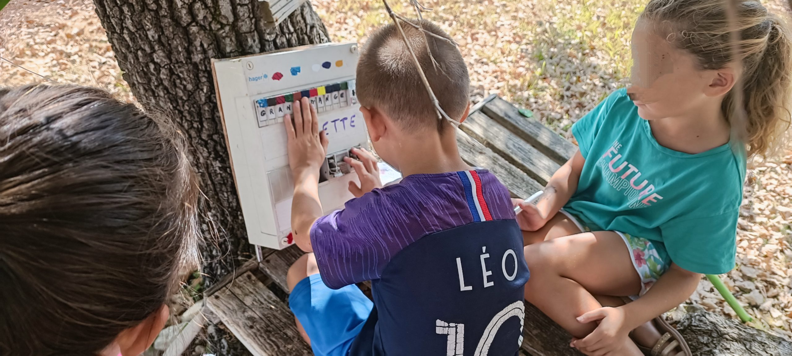 Photo du scénario Lui : Moche & Méchant